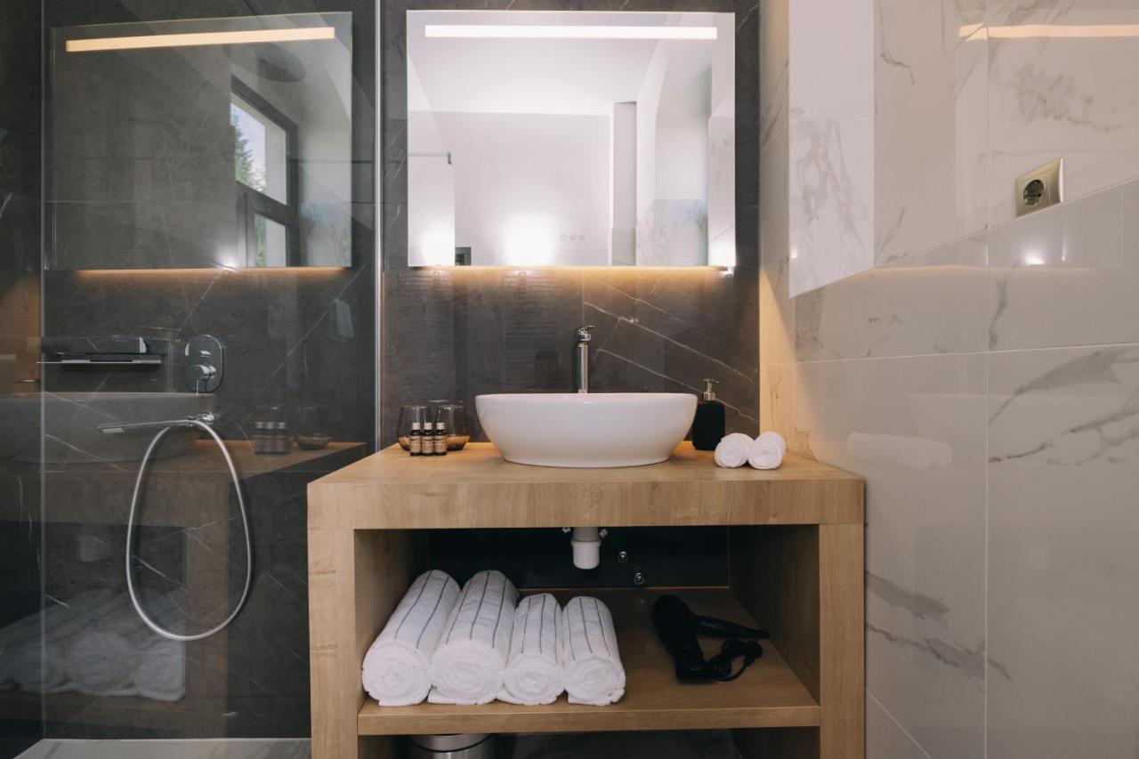 Haller Boutique Târgu-Mureş エクステリア 写真